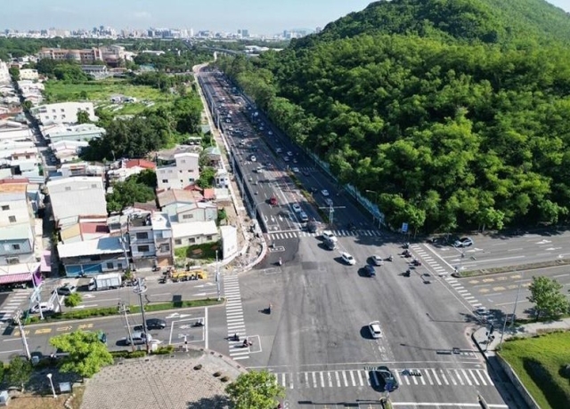 台積電楠梓P1廠預計11月人員進駐 翠華路拓寬開放南下段四車道紓解車流